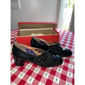 Vintage 1970s Giardino black cut out kitten heel pumps 8N